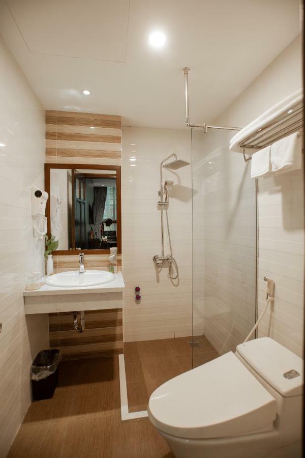 Adeline Hotel Ханой Экстерьер фото