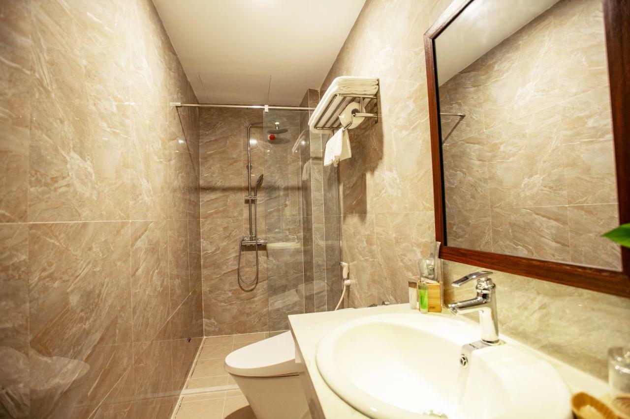 Adeline Hotel Ханой Экстерьер фото